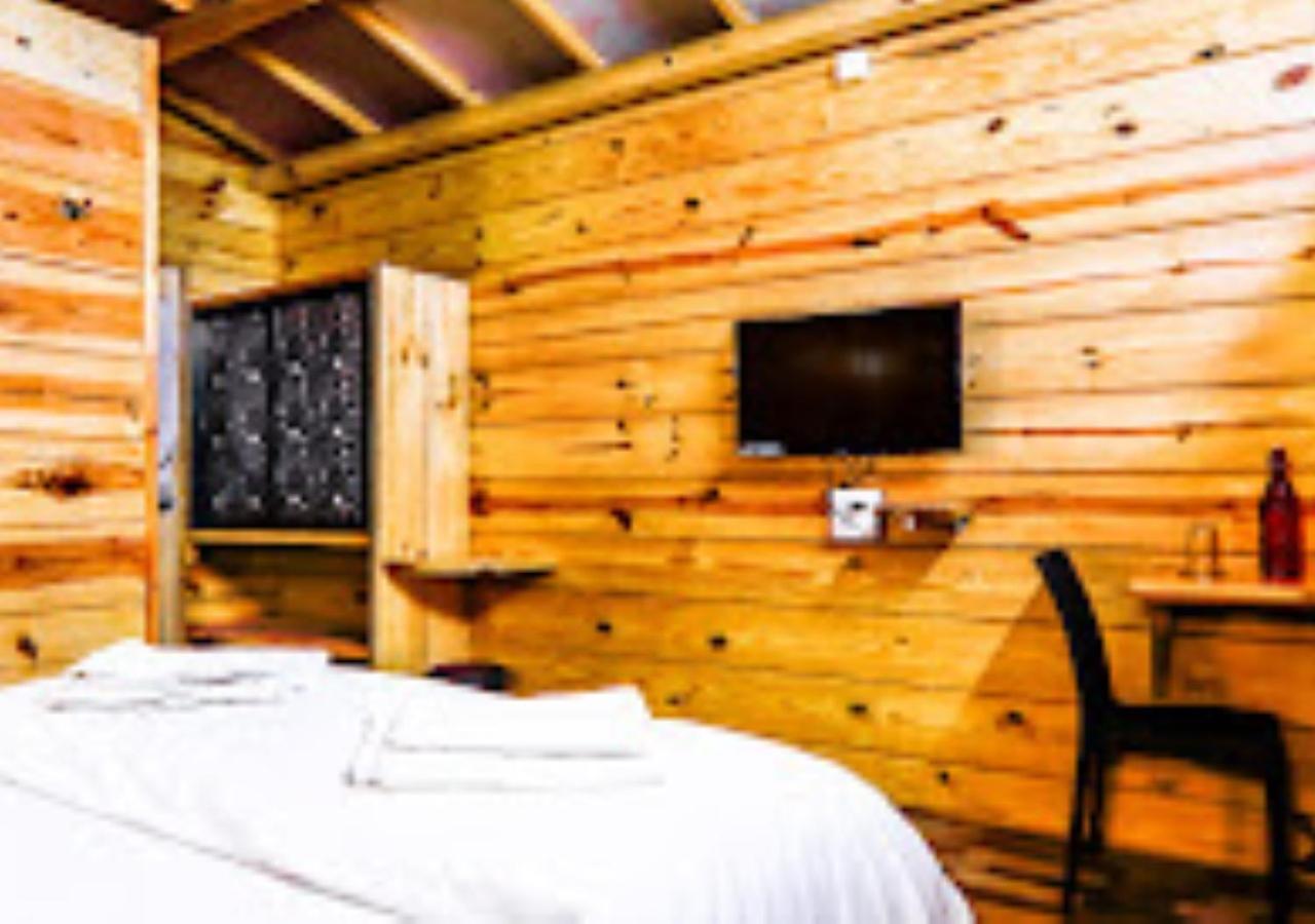 Kaas Woods Resort Yavateshwar Satara Exterior foto